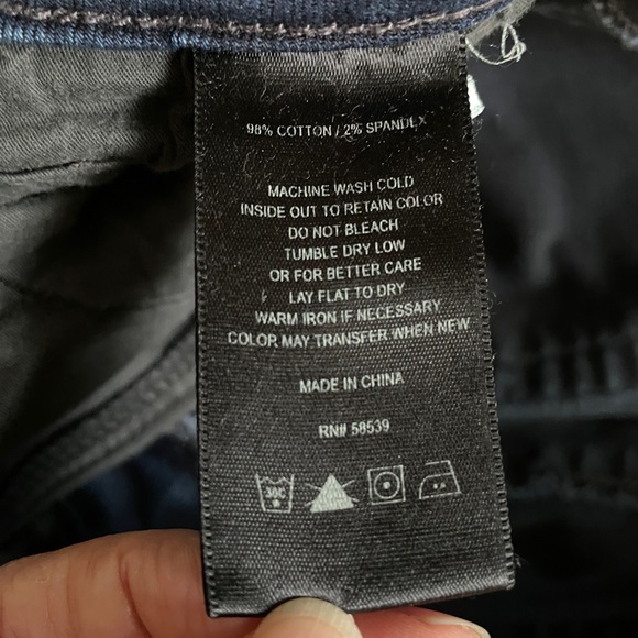 Kut from the Kloth jeans - Picture 10 of 11